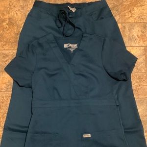 Greys Anatomy scrub set
